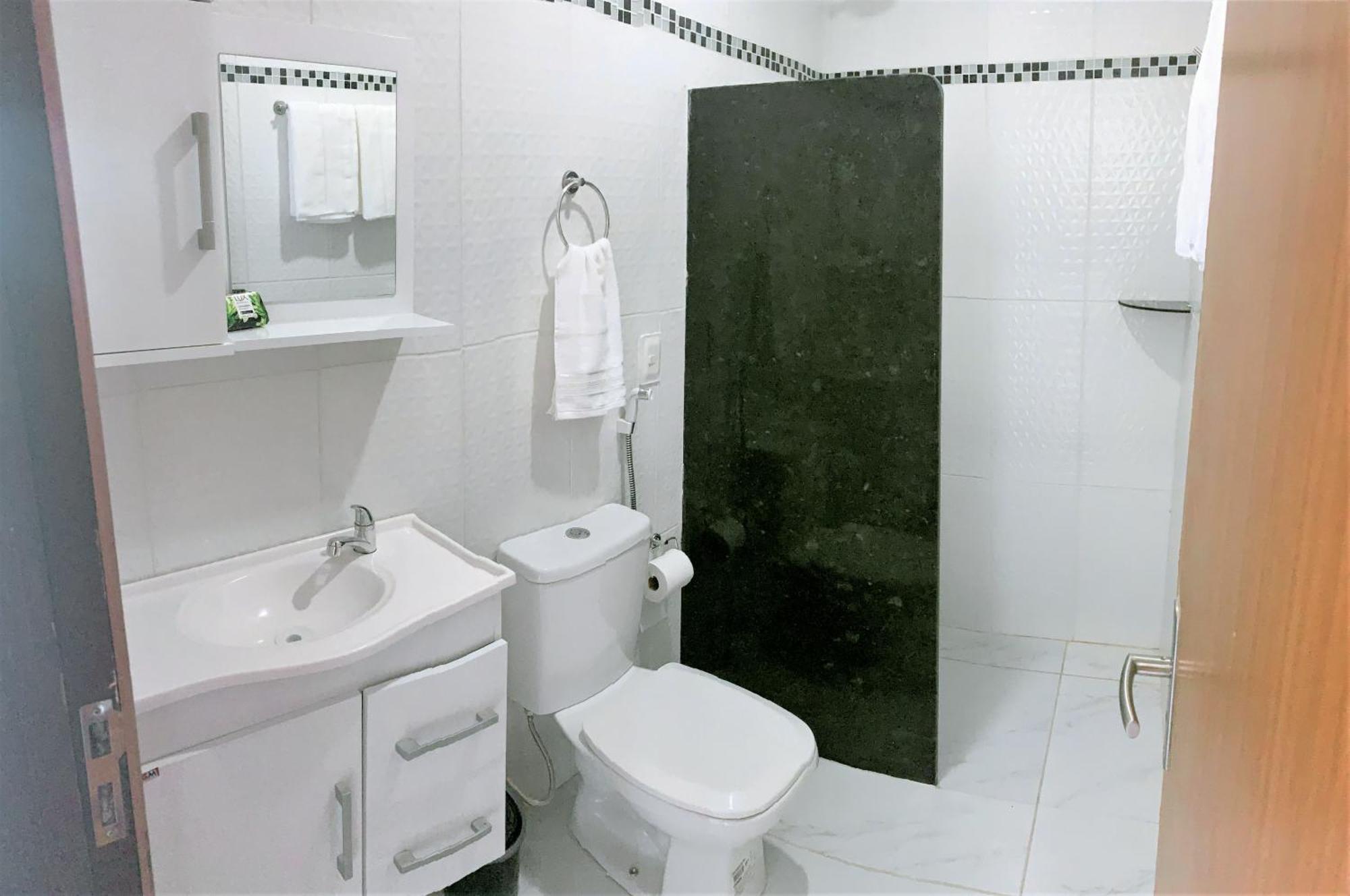 Espacosos Aptos Em - Com Piscina - Perto De Tudo! Apartment